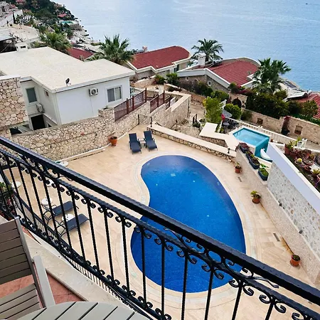 Olumpus Kalkan Apartmán *